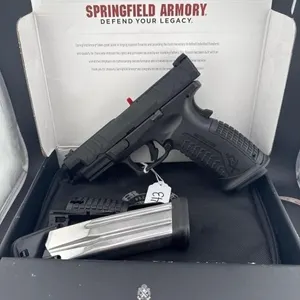 Springfield XD Elite Match10MM
Two 15 round