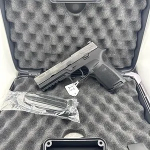 SIG P330 9MM
Two 17 round clips and case