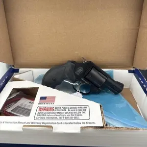 Smith & Wesson Airweight J frame 38 specialBox