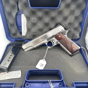 Smith & Wesson SW1911 45
Two 8 round clips and