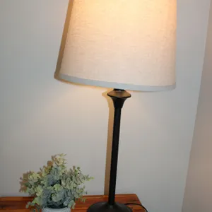 Table Lamp & Décor