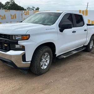 2019 CHEVROLET 1500 CREW CAB 4X4 PICKUP VIN: 1GCUYAEFSKZ171449