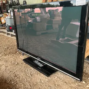 50” FLAT SCREEN TV WITH REMOTE