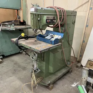 Kikukawa KR-B Overhead Router and Pneumatic Plunge
 UNRESERVED
