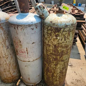 2 LP Tanks