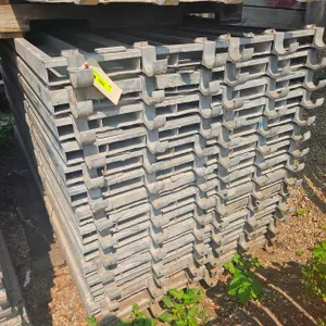 30 Aluminum Scaffolding Planks, 81"x19"