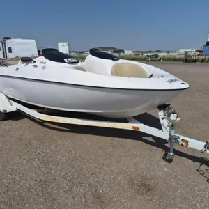 1999 Yamaha LS2000 Jet Boat w/ 1999 EZ Loader S/A Boat Trailer