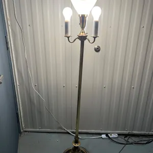 Stand Up Lamp