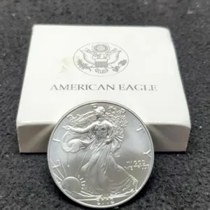 2002 Silver Eagle w/ Case