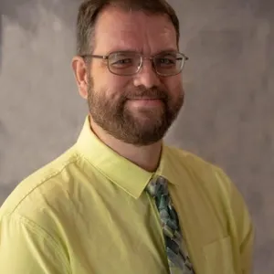 Meet the Auctioneer - Jed