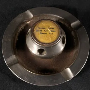 TWO RIVERS BREWERY TAVERN ASHTRAY GOLDEN DROPS - WHITE CAP BEER - BOBBIE ALE