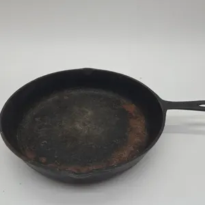 Antique, birmingham stove and range #8 cast iron skillet
