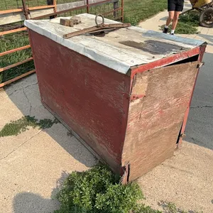 Pickup Bed Dog Crate