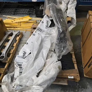 CRASH PARTS LOT