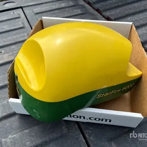 John Deere StarFire 3000 GNSS Receiver
