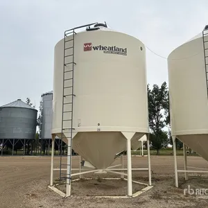 Wheatland GrainMax +/- 1838 bu 3 Ring Smooth Wall Hopper Grain Bin