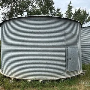 Westeel-Rosco +/- 2850 bu 4 Ring Grain Bin