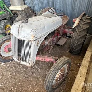 Ford 8N Antique Tractor (Inoperable)
