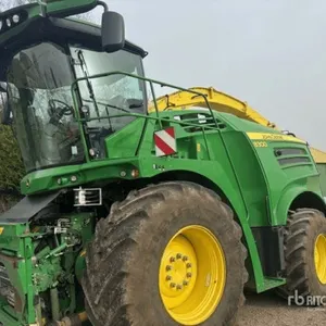 2020 John Deere 8300 4WD Ensileuse Forage Harvester