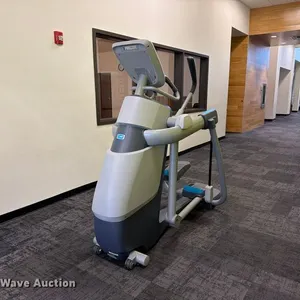 Precor AMT 835 adaptive motion trainer machine