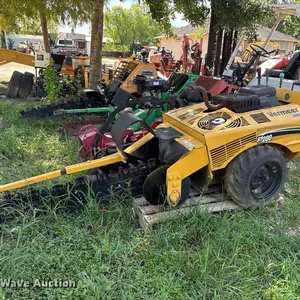 2006 Vermeer TR200 trencher