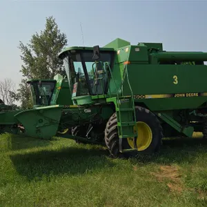 1994 John Deere 9600 Combine w/ 912 Pickup Header