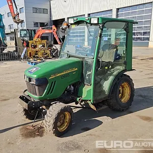 John Deere 2320 