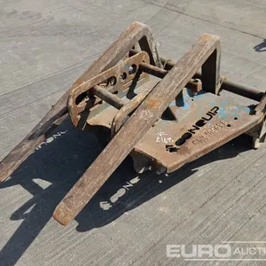 2019 Conquip Pallet Forks 50mm Pin to suit 6-8 Ton Excavator 