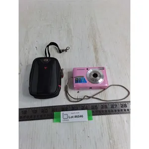 Samsung S1070 Digital Camera w/Carry Case