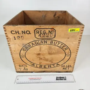 "Canadian Butter Alberta" Wood Crate (Measures : 11-1/2"H x 13-1/4"W x 13-1/2"D)