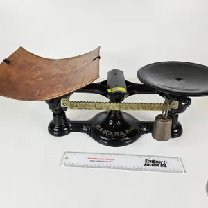 Canada Post Office Scale : Cast Iron Base ; Brass Weight Bar & Curved Copper Postal Tray (Measures :