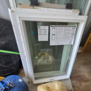 Fixed Window 23 5/8 x 35 3/4 Frosted