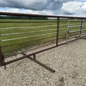 24' Self Standing Corral Panel c/wGate