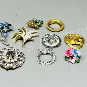 collection of vintage broaches & clips