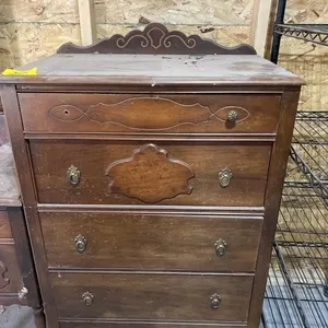 4 DRAWER DRESSER