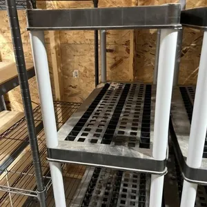 PLASTIC STORAGE RACK (4 SHELVES)