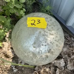 GLASS GAZING BALL- 10 IN