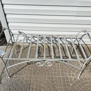 METAL GARDEN BENCH