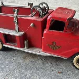 Vintage Tonka Pressed Steel toy fire truck