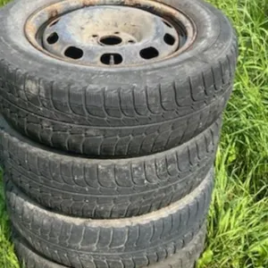 4 X Ice 195 65 R15 Winter tires with rims