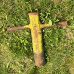 Yellow manual Post pounder