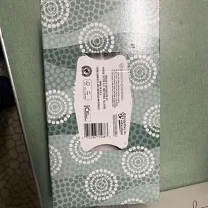 This lot has 4 items see pictures