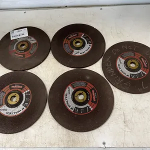 6800 RPM 9 x 1/4 Grinding Disks