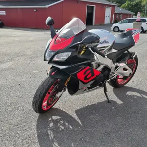 2018  Aprilia  RSV4  2018 Aprilia RSV4 RR