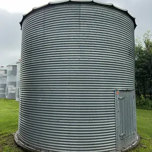 Westeel Rosco 14’ x 5 Ring Grain Bin, Wood Floor (West Yard)
