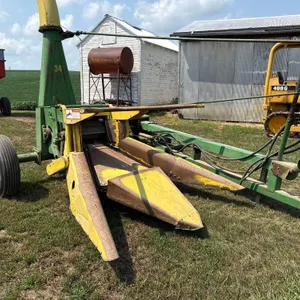 John Deere Pull Type 34 Chopper