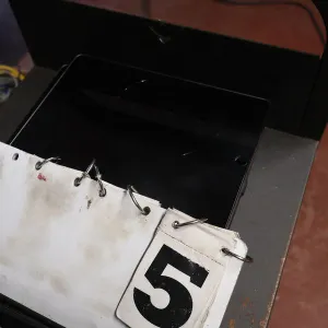 (4) IPad's