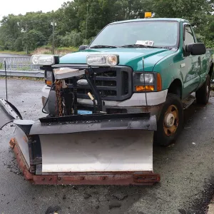 2005 Ford F-250 Super Duty Pickup Truck with Plow