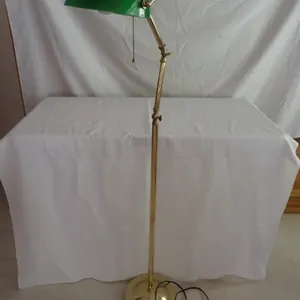 Articulated Banker's Lamp
