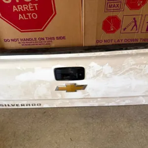 2016 Chevy Silverado Tailgate